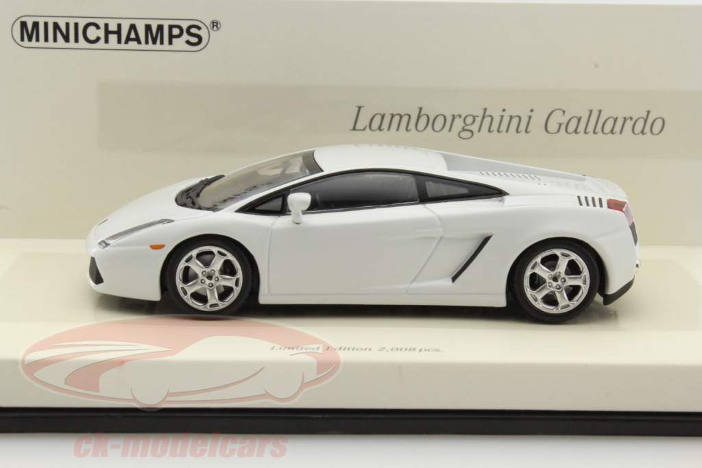 Lamborghini Gallardo jaar 2007 wit 1:43 Minichamps