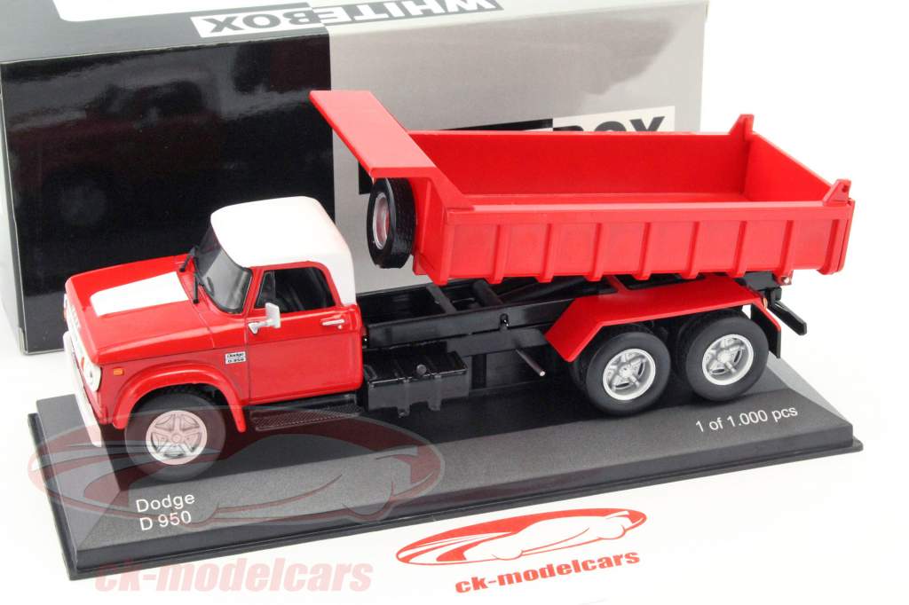 Dodge D950 rød / hvid 1:43 WhiteBox
