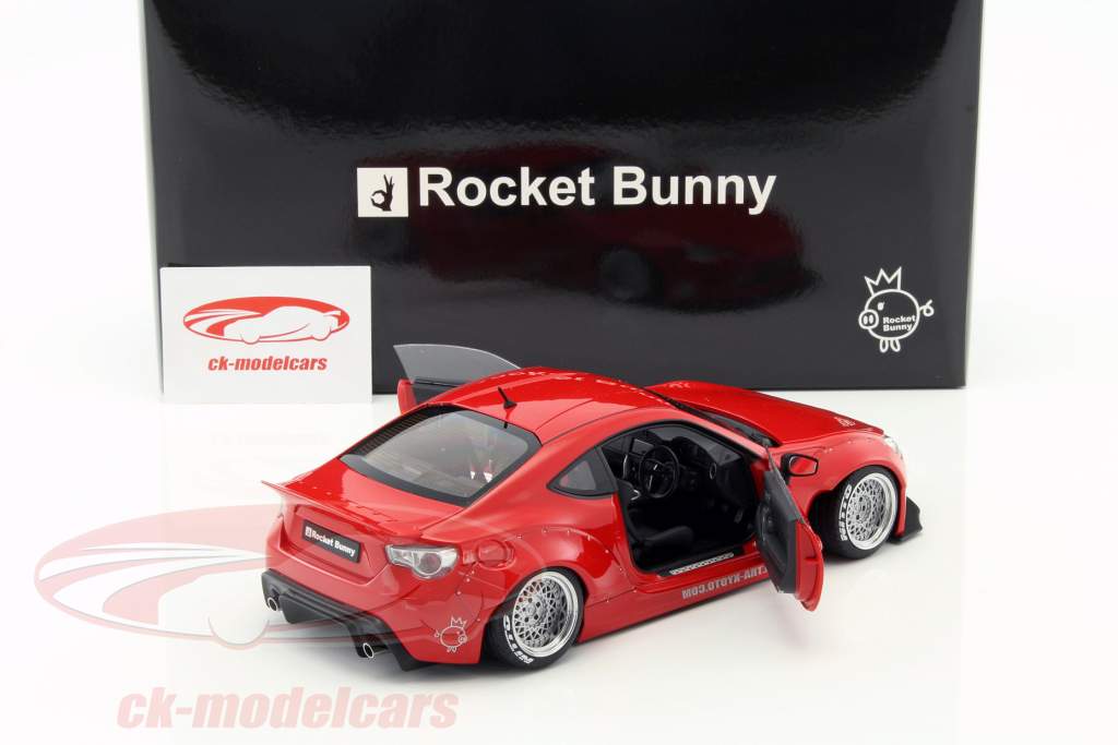 Rocket Bunny Toyota 86 red / silver 1:18 AUTOart