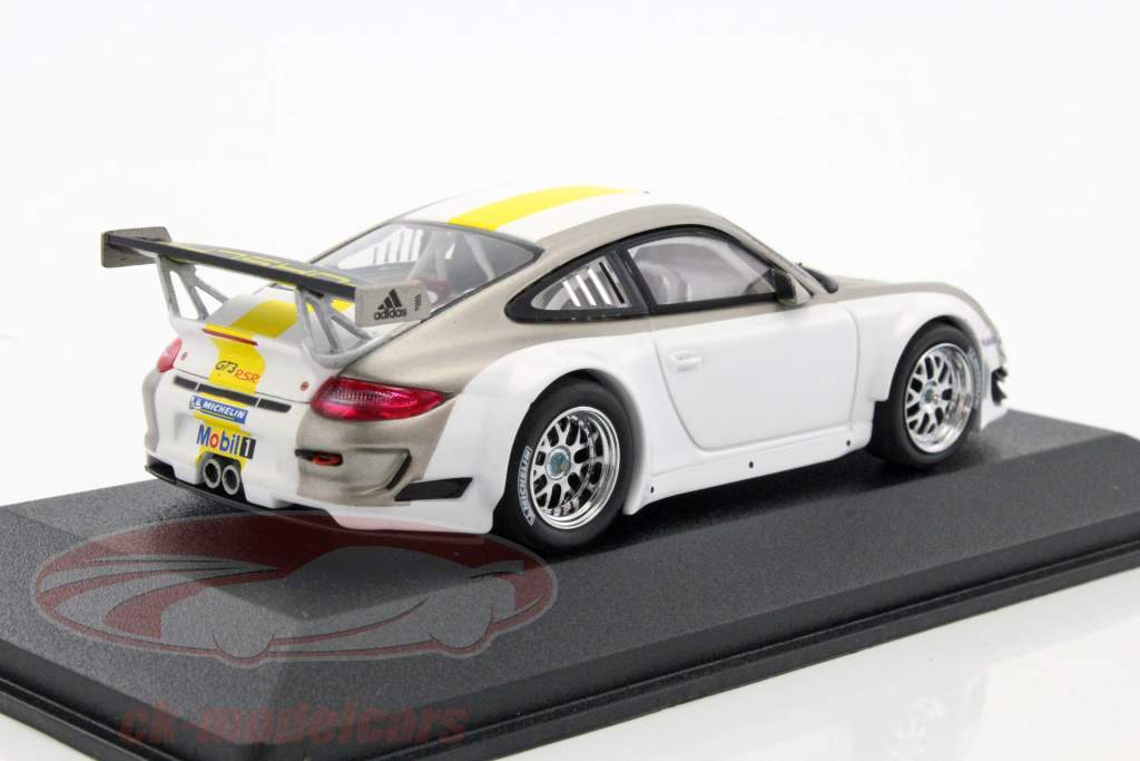 Porsche 911 GT3 RSR Presentation Car 2011 1:43 Minichamps