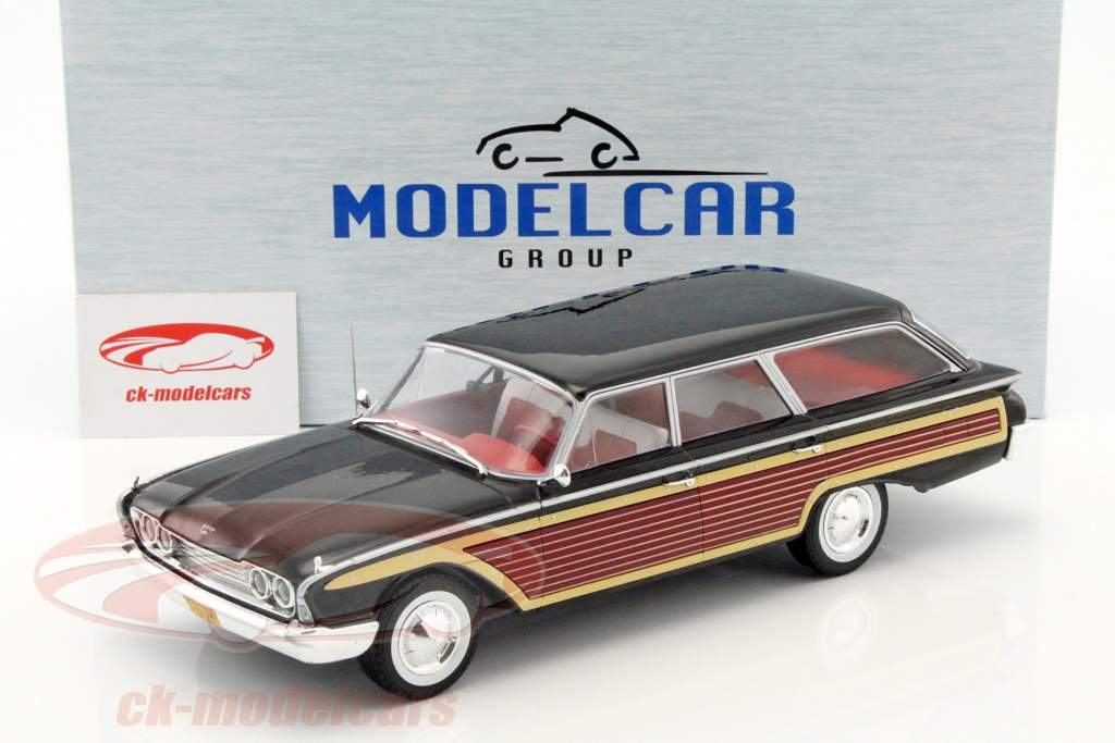 Ford Country Squire с вид дерева черный 1:18 ModelCar Group