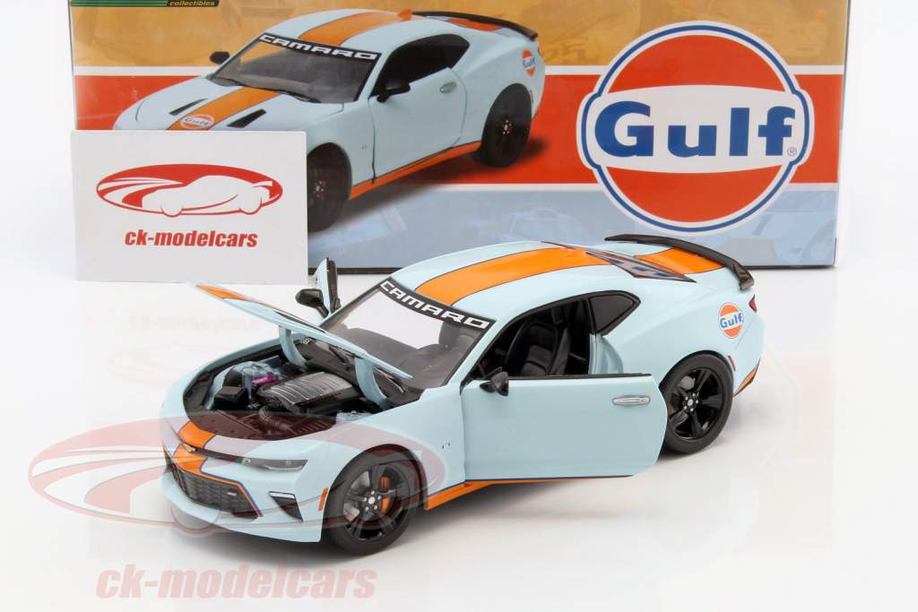 Chevrolet Camaro SS année de construction 2017 Gulf version 1:24 Greenlight