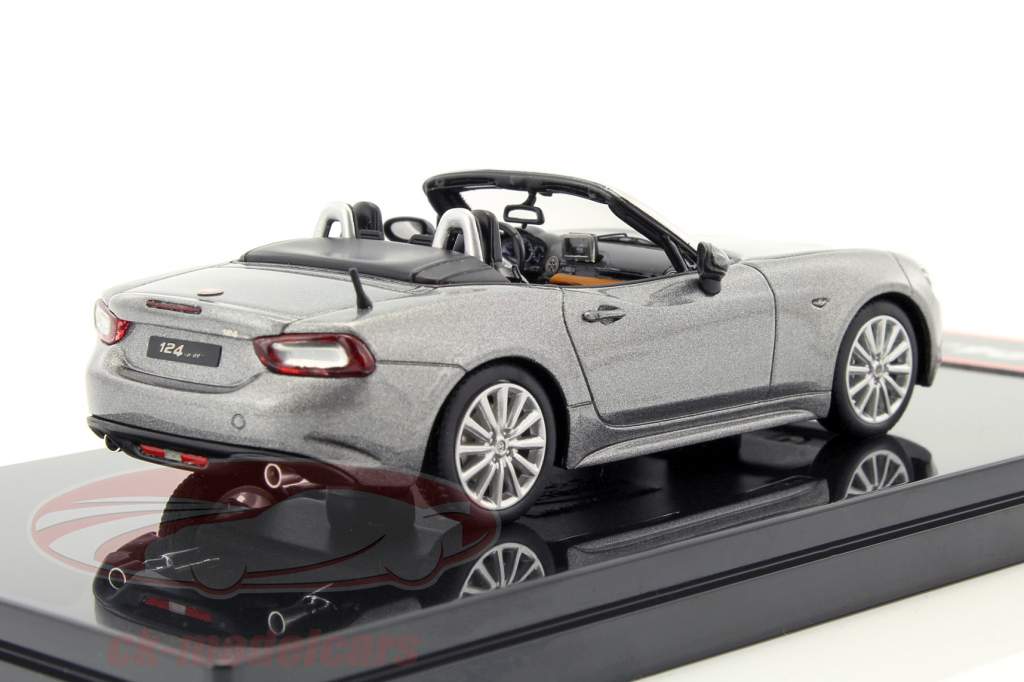 Fiat 124 Spider Convertible silber metallic 1:43 BBR