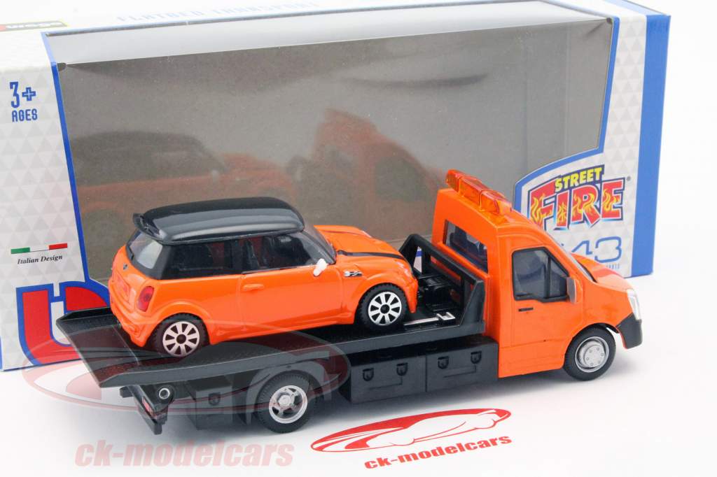 Mini Cooper S with Flatbed transporter orange 1:43 Bburago