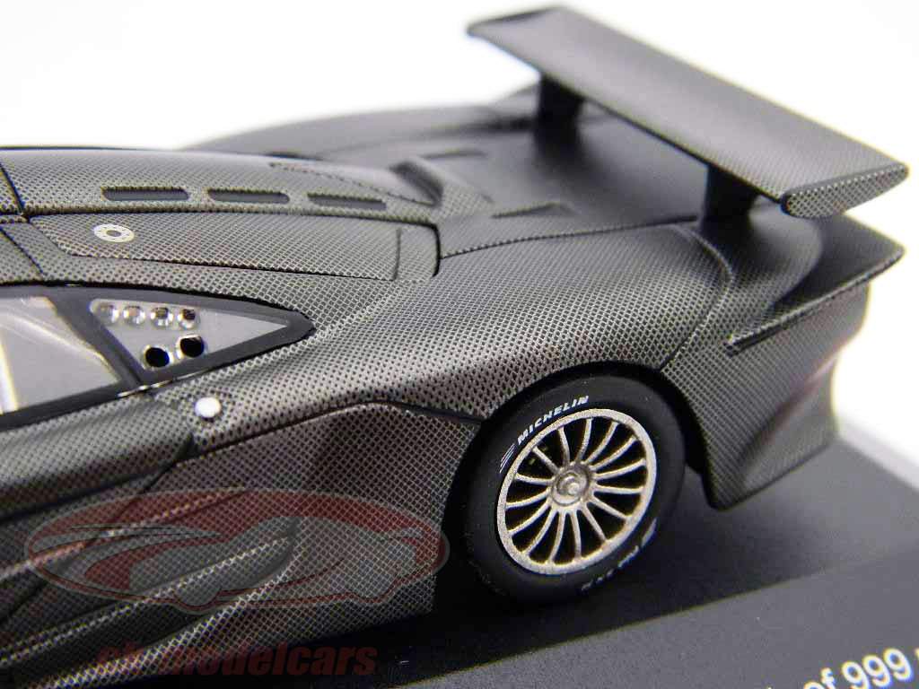 迈凯轮F1 GTR长尾碳体1996年1:43 IXO