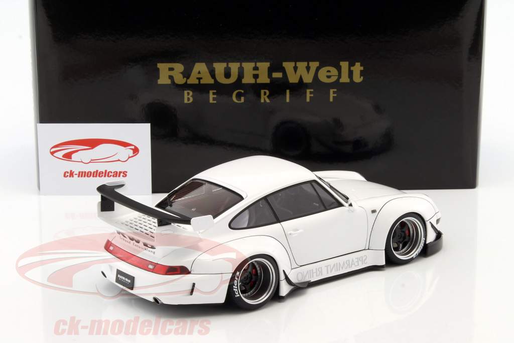 ポルシェ 911 (993) RAUH-Welt 　AUTOart 1/18 AUTOart Porsche 911 RWB 993 (MATT BLACK/GOLD WHEELS