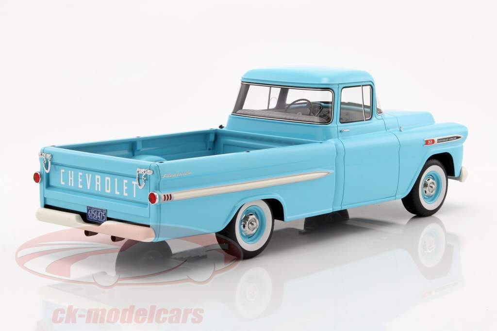 Chevrolet Apache Pickup année de construction 1959 bleu clair 1:18 BoS-Models