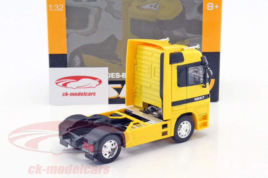 Mercedes-Benz Actros 4x2 jaune 1:32 Welly