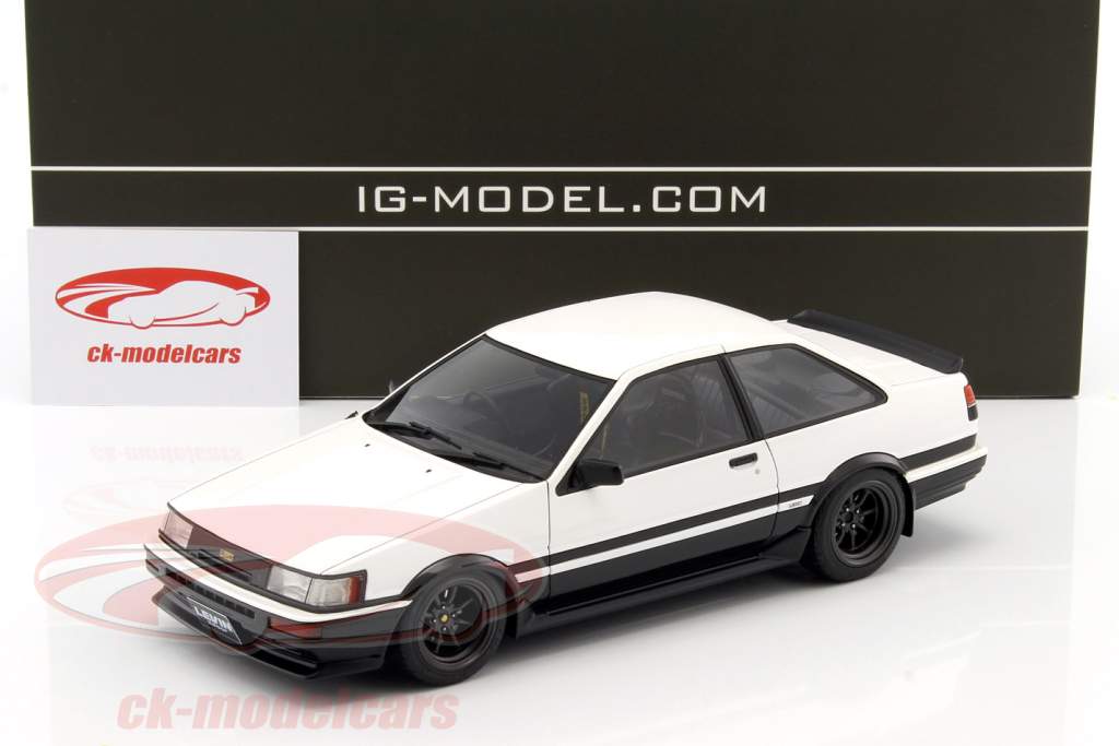 Ignition Model 1:18 Toyota Corolla Levin (AE86) 2-Door GT