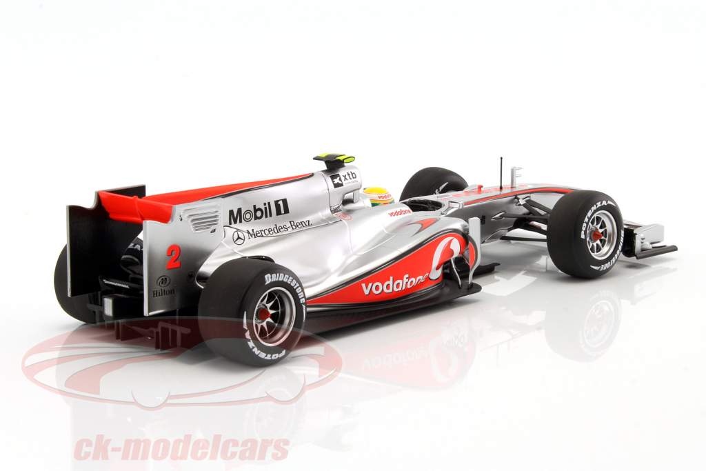 Minichamps 1:18 L. Hamilton McLaren Mercedes MP4-25 formula