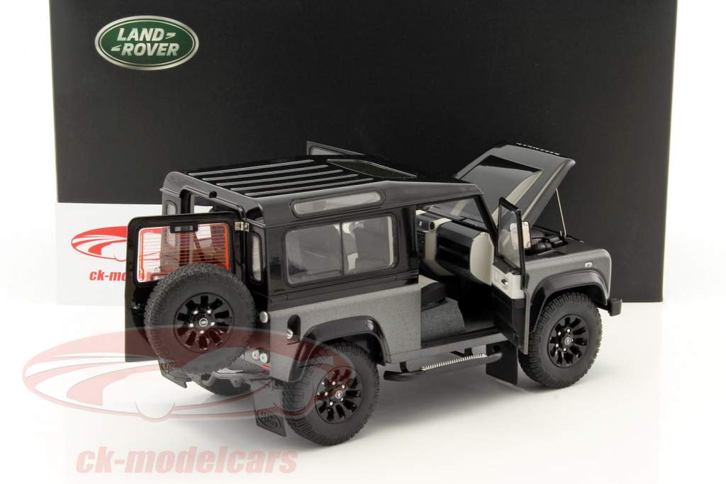 Land Rover Defender 90 Final Edition grau 1:18 Kyosho