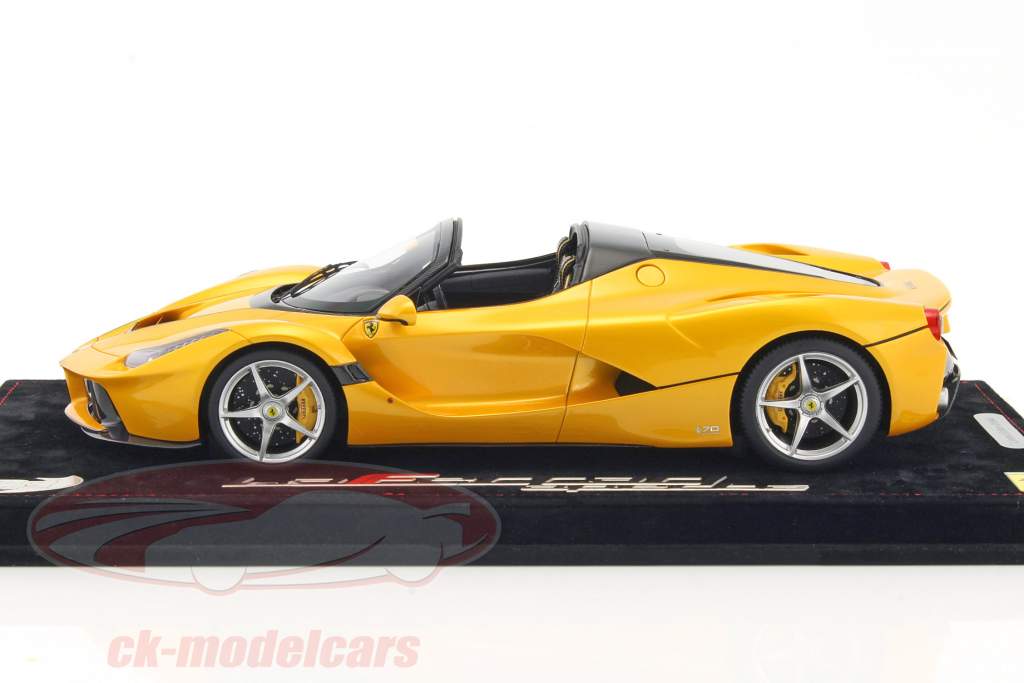 Ferrari LaFerrari Aperta Год постройки 2016 желтый 1:18 BBR