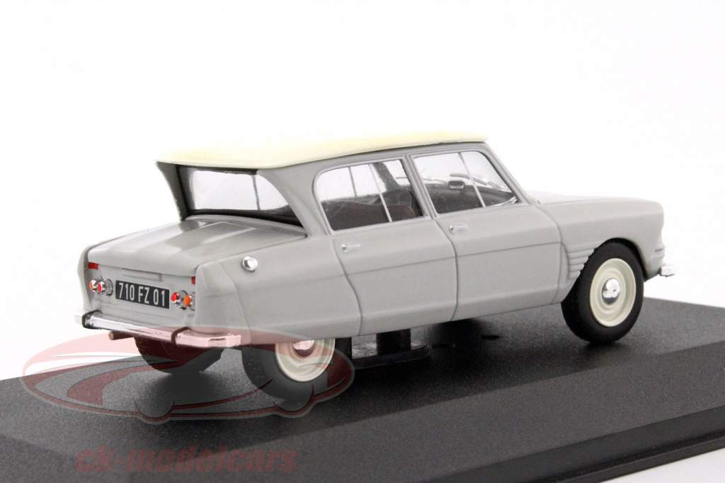 Citroen Ami 6 année de construction 1963 gris clair 1:43 Solido