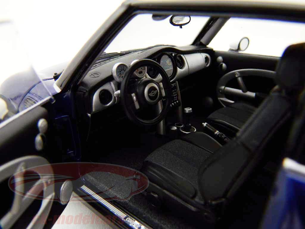 Mini Cooper Bj. 2001 blue-white 1:18 Kyosho