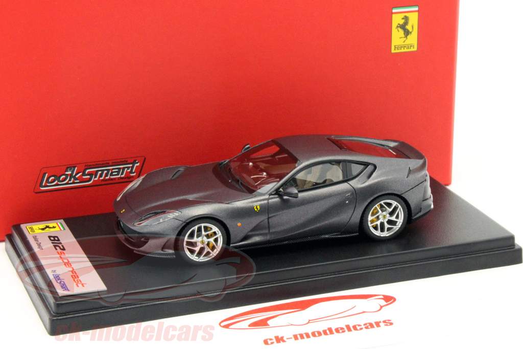 Ferrari 812 Superfast mat grijs 1:43 LookSmart