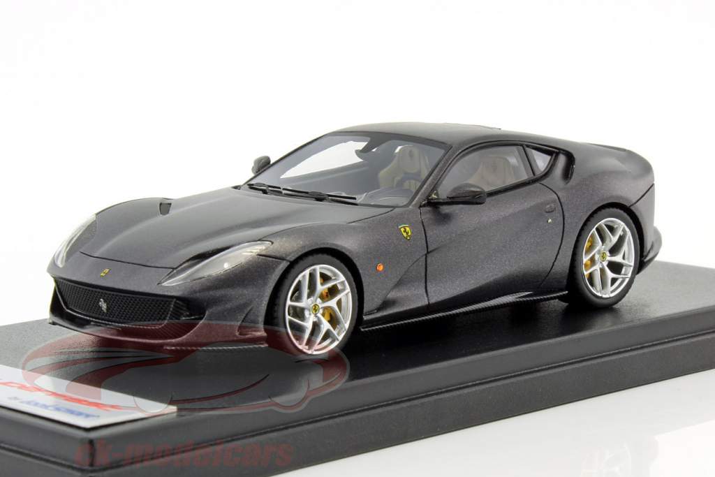 Ferrari 812 Superfast matt gray 1:43 LookSmart