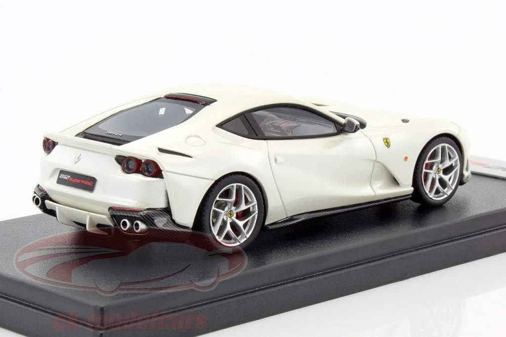 Ferrari 812 Superfast perlweiß 1:43 LookSmart