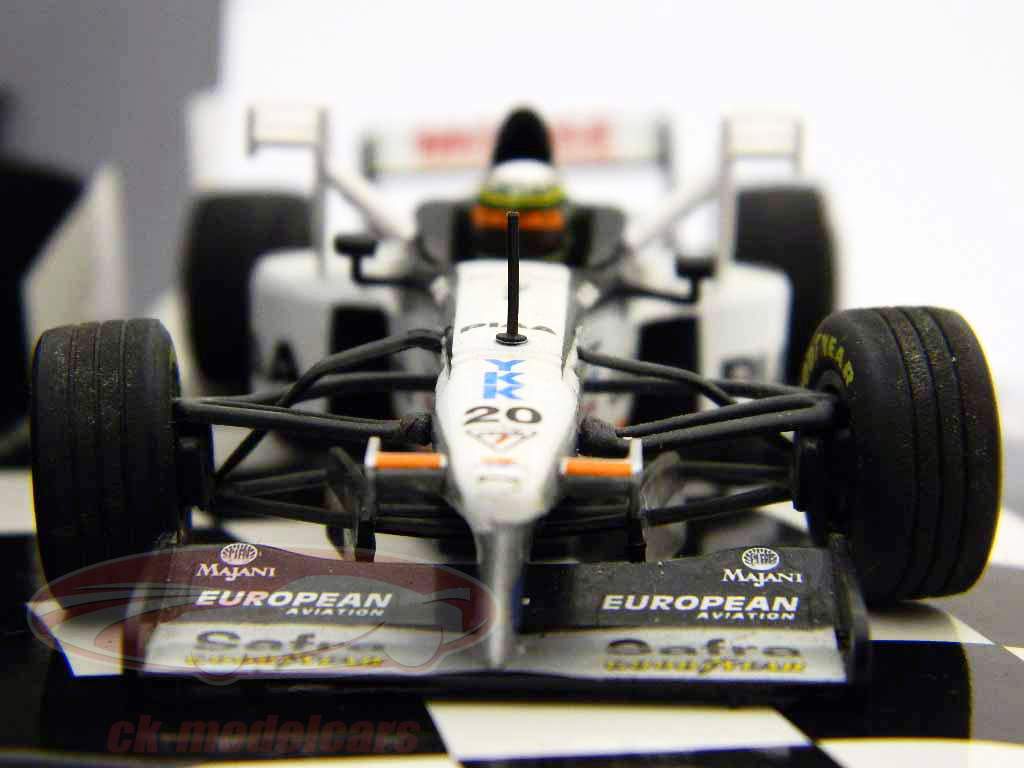 R. Rosset Tyrrell Ford Launch Version formule 1 1998 1:43 Minichamps