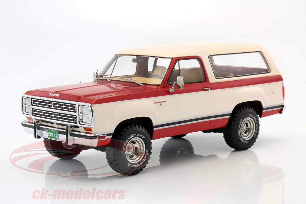 Dodge Ramcharger rouge / blanc 1:18 BoS-Models