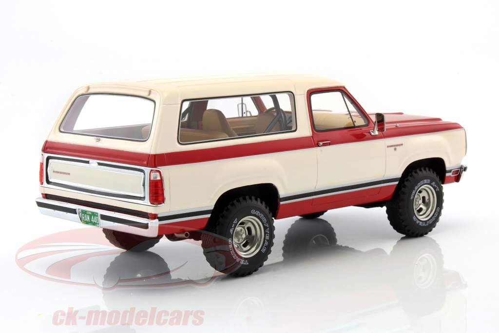 Dodge Ramcharger rosso / bianco 1:18 BoS-Models