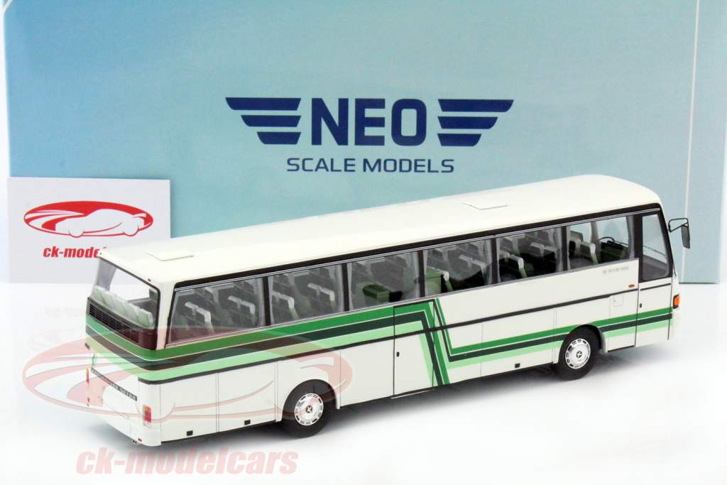 Setra Kässbohrer S215 HD blanc / vert 1:43 Neo