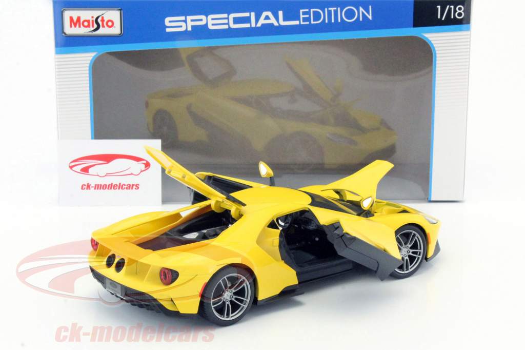 Ford GT 建造年份 2017 黄 1:18 Maisto