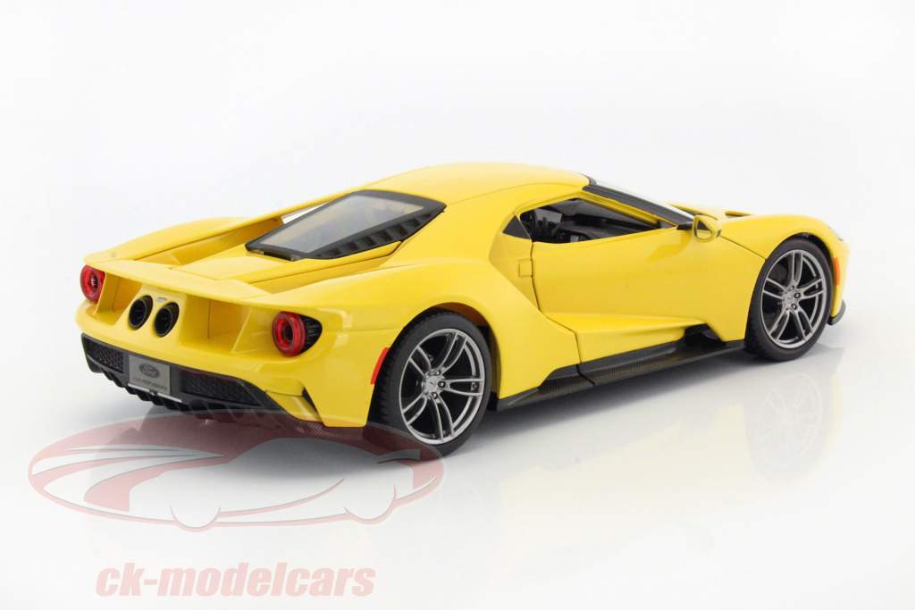 Ford GT 建造年份 2017 黄 1:18 Maisto
