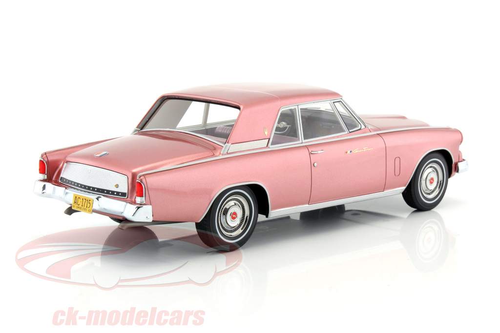 Studebaker Gran Turismo Hawk année de construction 1963 rose métallique 1:18 BoS-Models