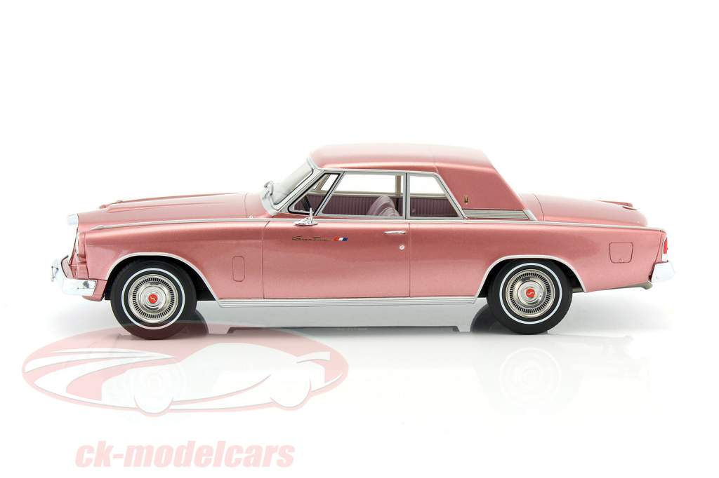 Studebaker Gran Turismo Hawk année de construction 1963 rose métallique 1:18 BoS-Models