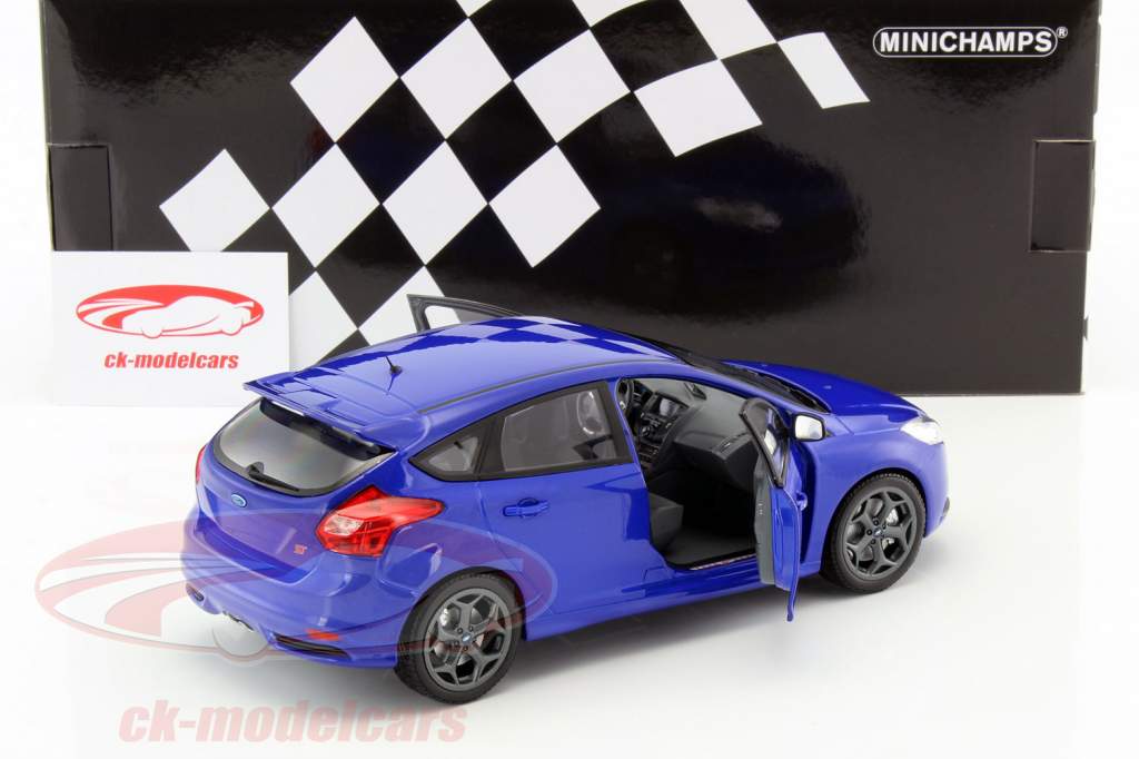 Ford Focus ST イヤー 2011 ブルー 1:18 Minichamps