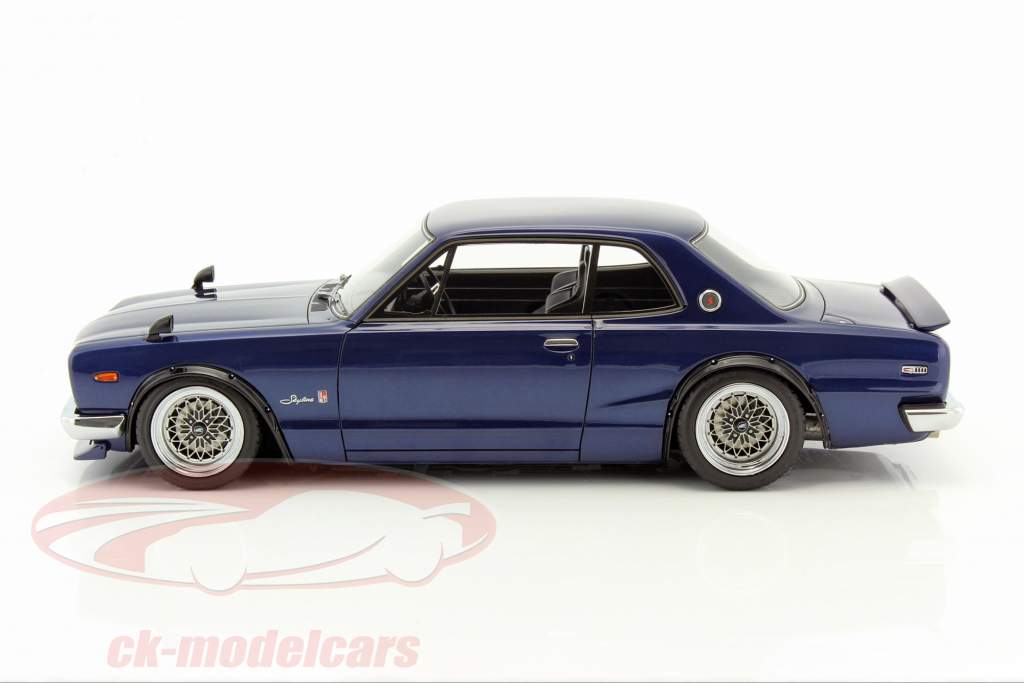 値下中　NISSAN SKYLINE2000 GT-R (KPGC10)1/18 GAZOOショッピング NISSAN SKYLINE 2000 GT－R（PGC10）（1／18