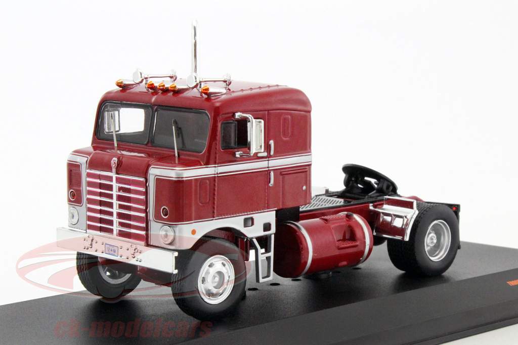 Kenworth Bullnose Baujahr 1950 dunkelrot / silber 1:43 Ixo