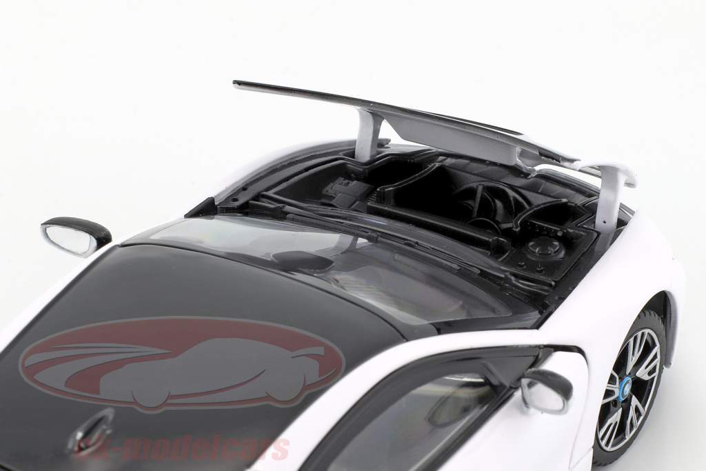 BMW i8 année de construction 2015 blanc / noir 1:24 Rastar