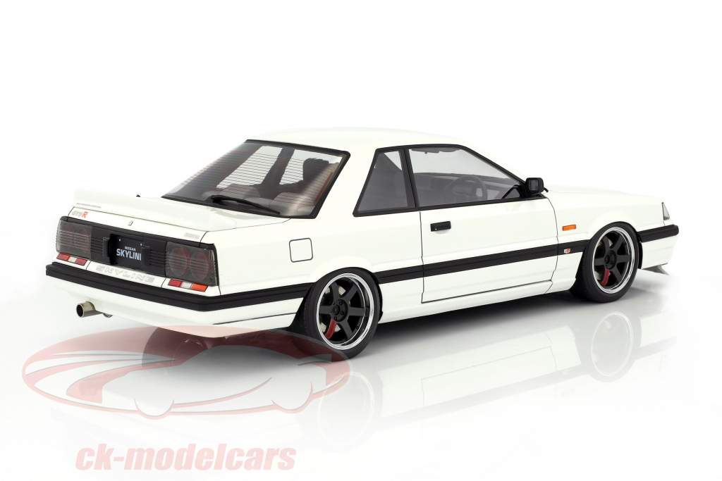 自動車 ignition model1/18NISSAN SKYLINE2000GT-R 1/18 Ignition Model Nissan Skyline 2000 GT-R (KPGC10) Red