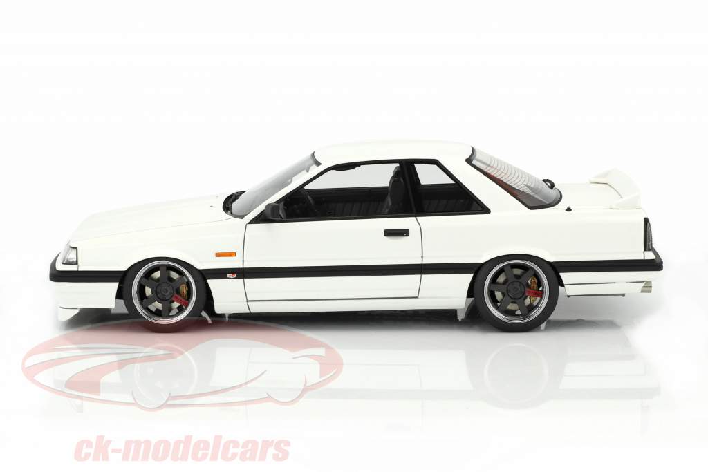 Ignition Model 1:18 Nissan Skyline GTS-R (R31) White IG0998