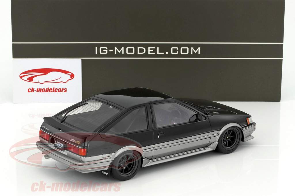 ignition model AE86 LEVIN 1/43か1/18 Ignition Model 1:18 Toyota Corolla Levin (AE86) 3-Door GT