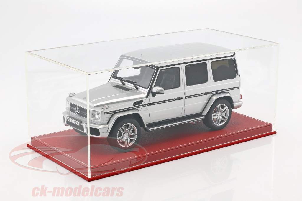 High-quality showcase with baseplate out of leather for model cars in scale 1:18 red SAFE