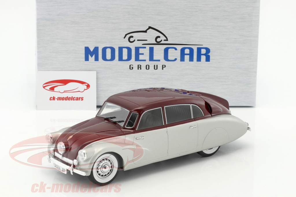 Tatra 87 silber / dunkelrot 1:18 ModelCar Group