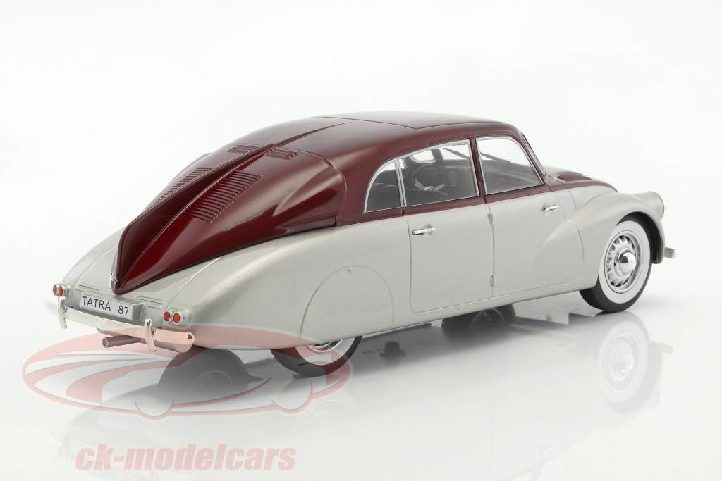 Tatra 87 silver / dark red 1:18 ModelCar Group