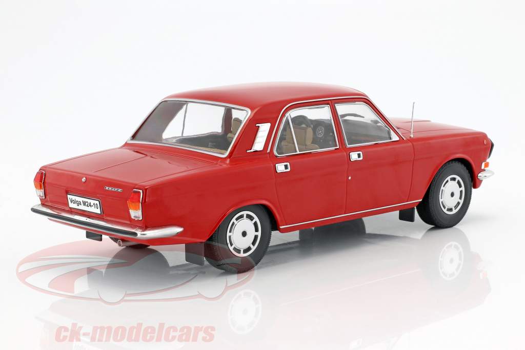 Wolga M24-10 rood 1:18 ModelCar Group