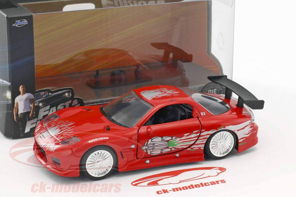Dom's Mazda RX-7 Fast and Furious 2001 rouge 1:32 Jada Toys