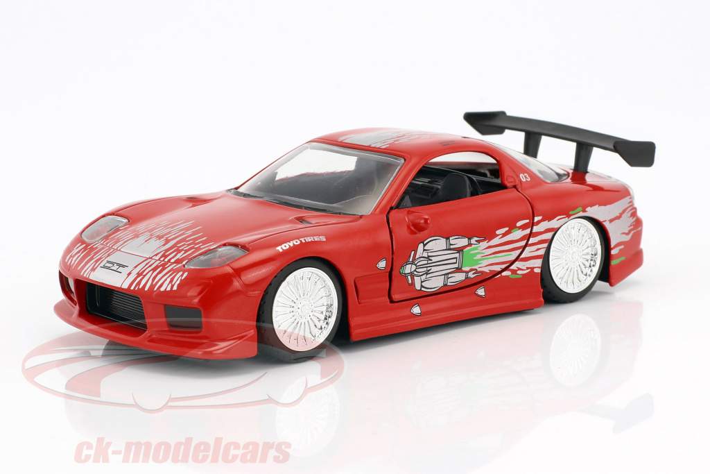 Dom's Mazda RX-7 Fast and Furious 2001 rouge 1:32 Jada Toys