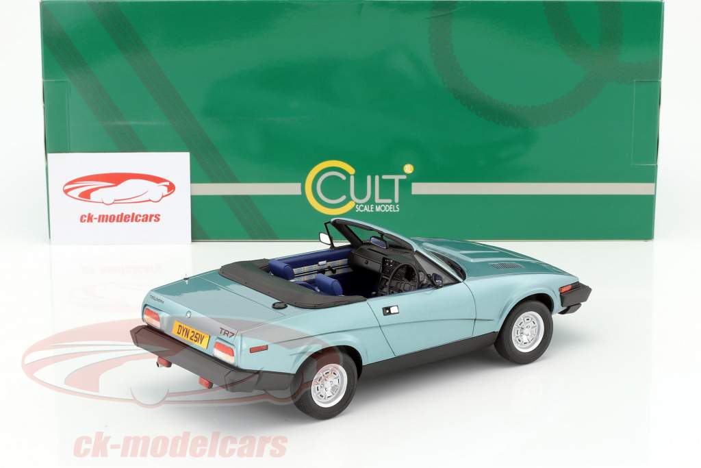 Triumph TR7 DHC Год постройки 1980 светло-голубой металлический 1:18 Cult Scale