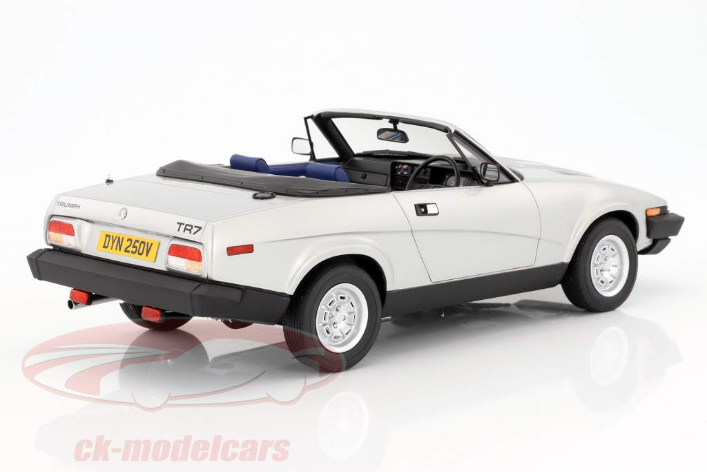 Triumph TR7 DHC 築 1980 銀 メタリック 1:18 Cult Scale
