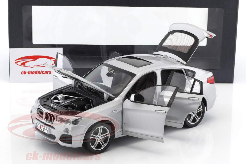 BMW X4 XDRIVE (F26) Opførselsår 2014 sølv 1:18 Paragon Models