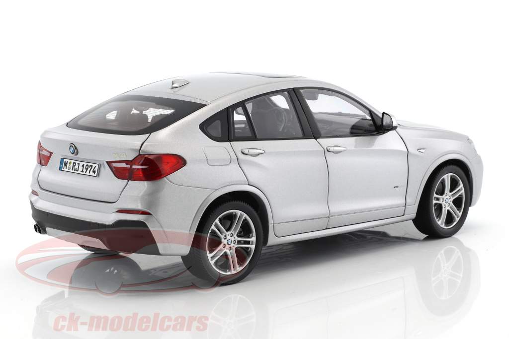 BMW X4 XDRIVE (F26) Opførselsår 2014 sølv 1:18 Paragon Models