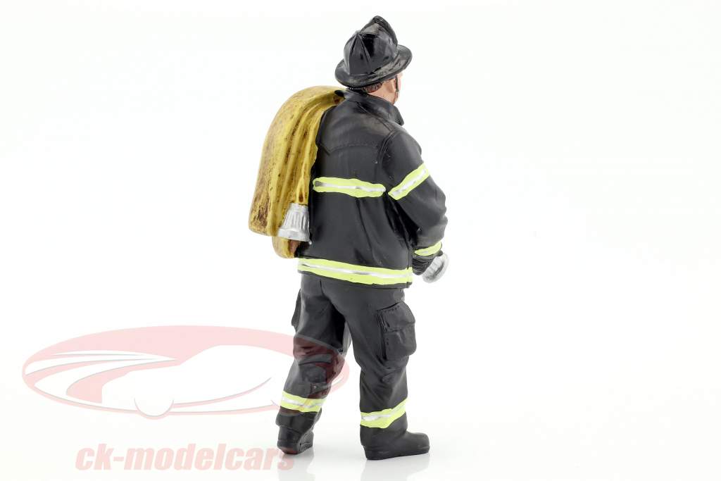 firefighter figure IV Job Done 1:18 American Diorama