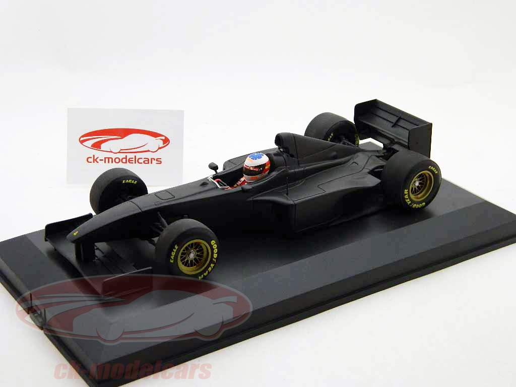 Minichamps 1:18 M. Schumacher Ferrari F300 Test Car Fiorano