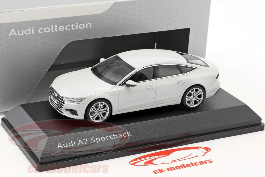 Audi A7 Sportback glacier blanc 1:43 iScale