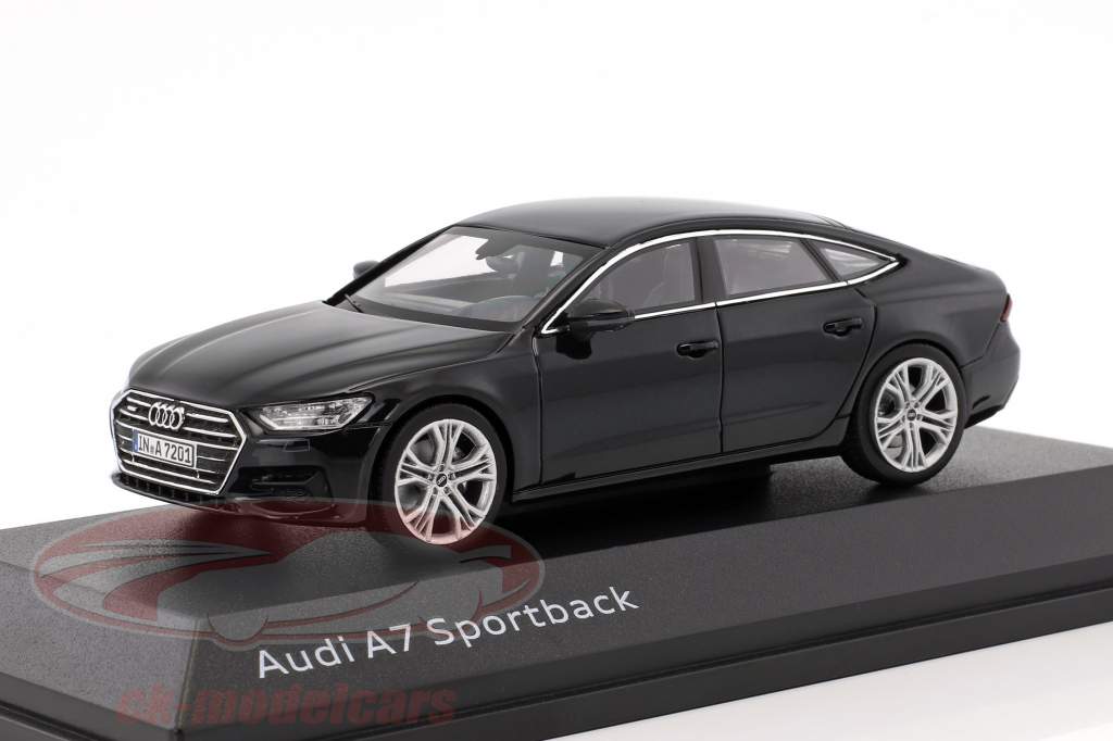 Audi A7 Sportback myth black 1:43 iScale